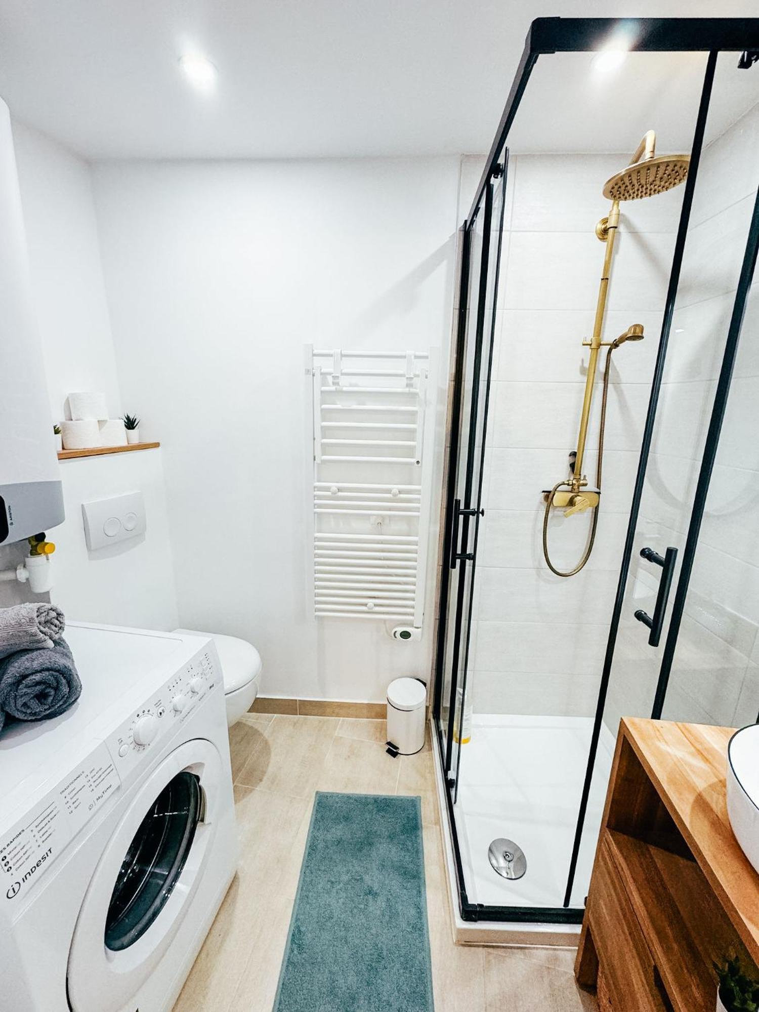 Studio Cozy Centre Avec Parking Грас Екстериор снимка