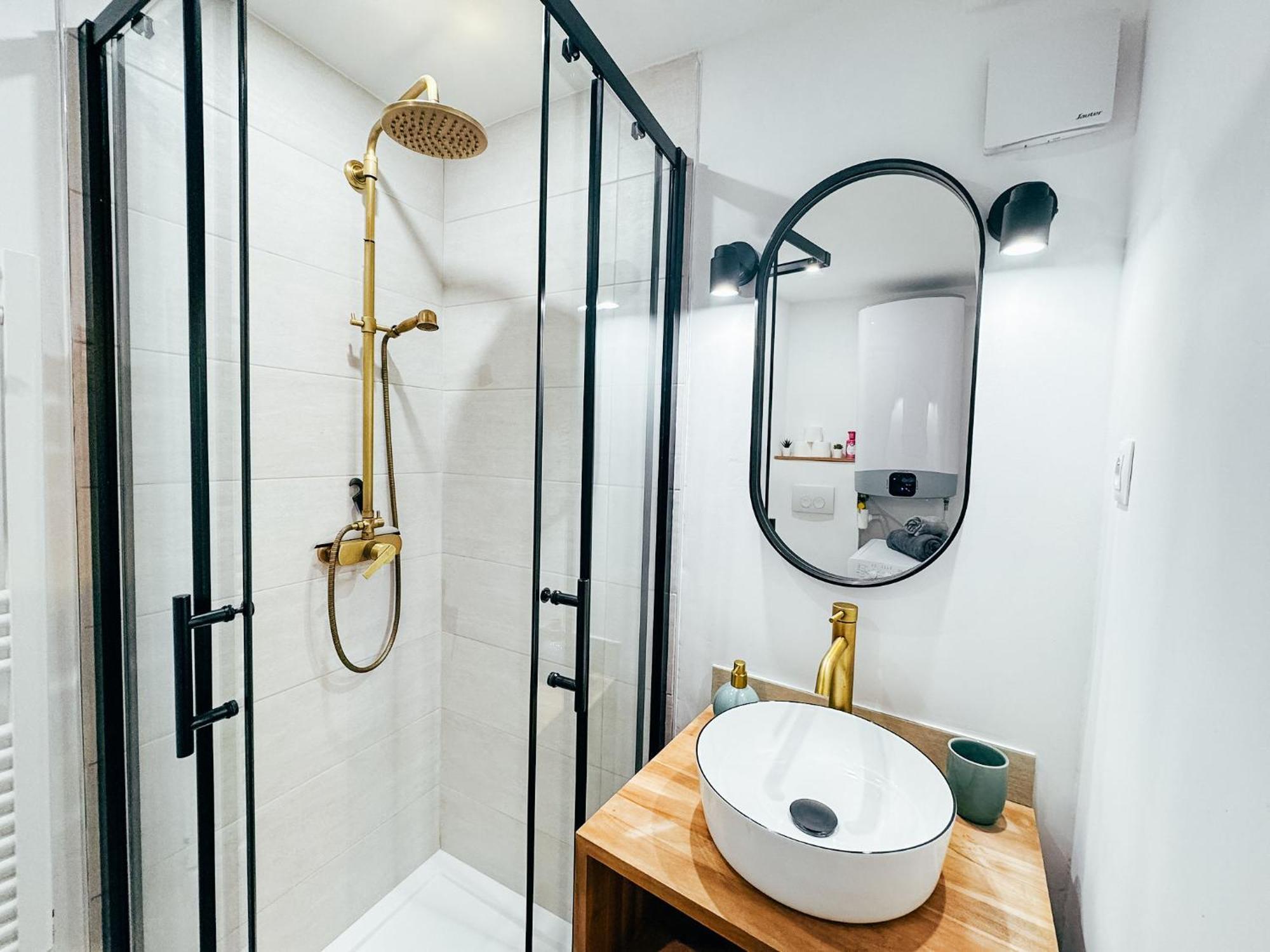Studio Cozy Centre Avec Parking Грас Екстериор снимка