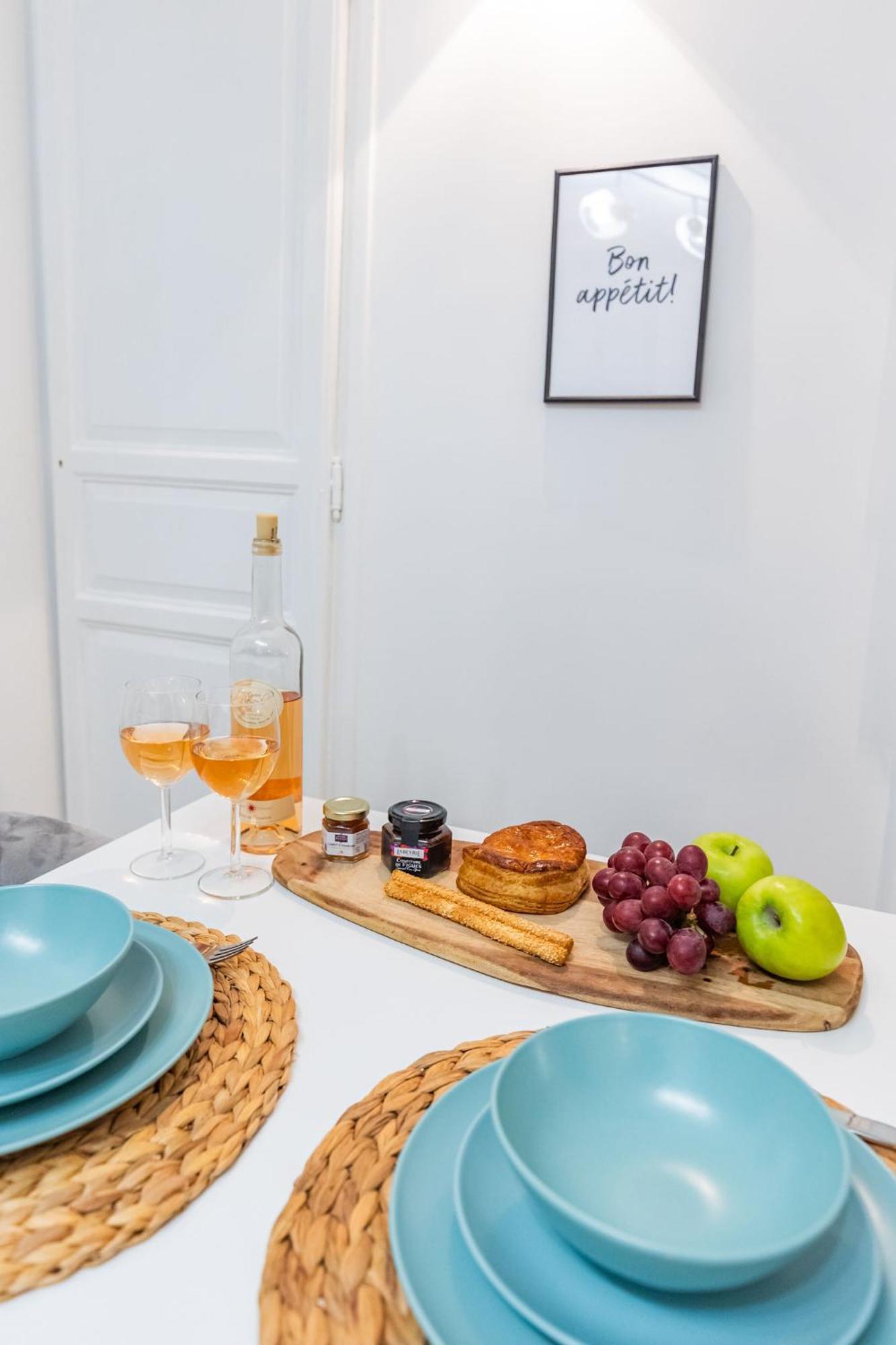 Studio Cozy Centre Avec Parking Грас Екстериор снимка